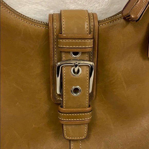 Coach leather shoulder bag - Picture 2 of 11